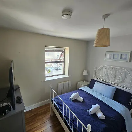 Cosy Centre *